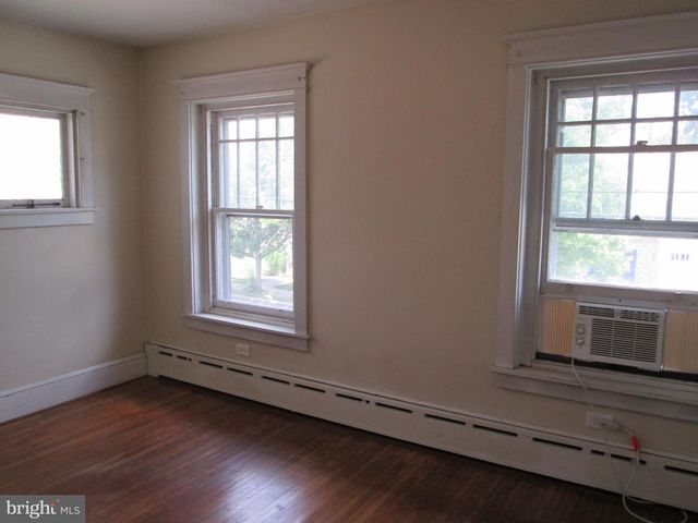 422 E 4TH ST, Boyertown, PA 19512
