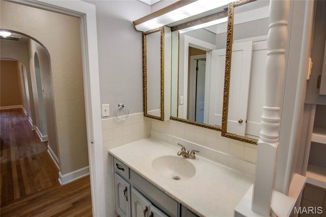 23 N 9th Street, East Alton, IL 62024