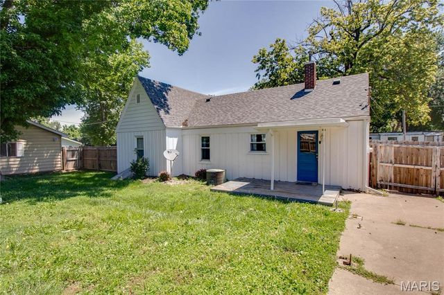 23 N 9th Street, East Alton, IL 62024