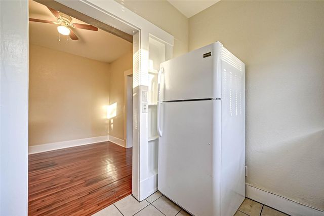 1748 Richmond Avenue 4, Houston, TX 77098