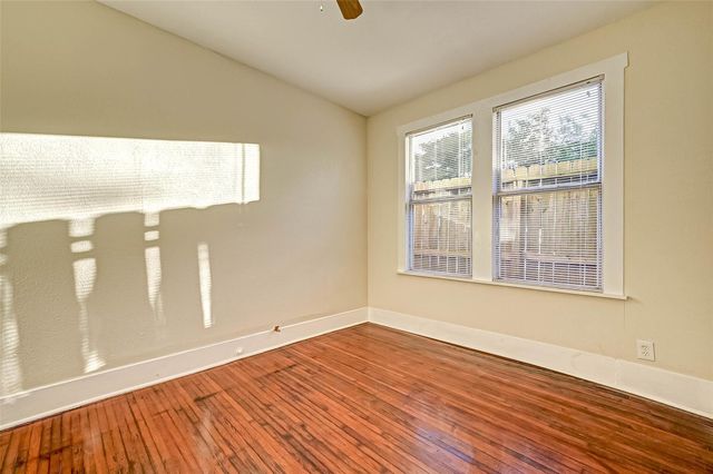1748 Richmond Avenue 4, Houston, TX 77098