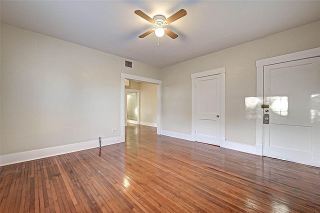1748 Richmond Avenue 4, Houston, TX 77098