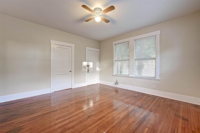 1748 Richmond Avenue 4, Houston, TX 77098