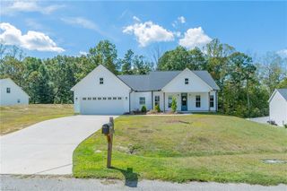 237 Kanah Drive, Winston-salem, NC 27107