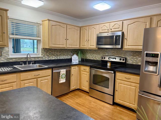 29 MARLBOROUGH DR, Southampton, NJ 08088