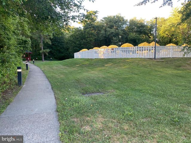 29 MARLBOROUGH DR, Southampton, NJ 08088