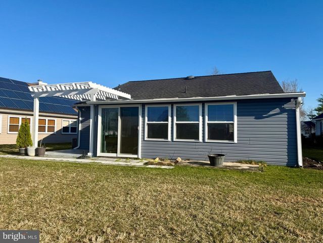 29 MARLBOROUGH DR, Southampton, NJ 08088