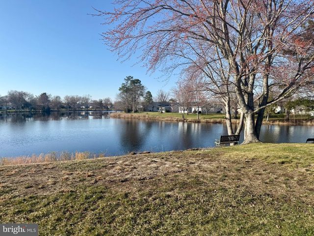 29 MARLBOROUGH DR, Southampton, NJ 08088