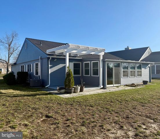 29 MARLBOROUGH DR, Southampton, NJ 08088