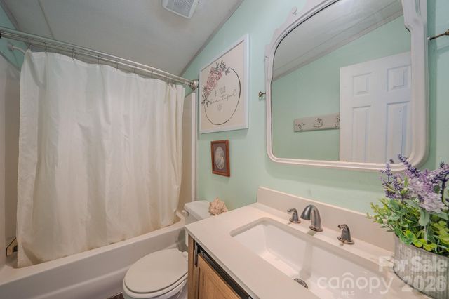 97 Misty Ridge Lane, Leicester, NC 28748