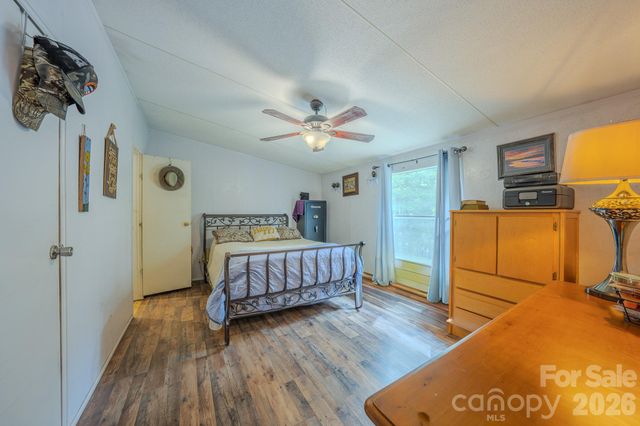 97 Misty Ridge Lane, Leicester, NC 28748
