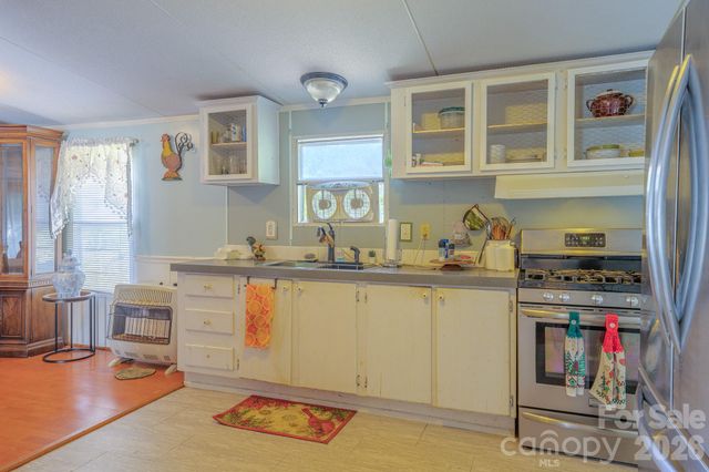 97 Misty Ridge Lane, Leicester, NC 28748
