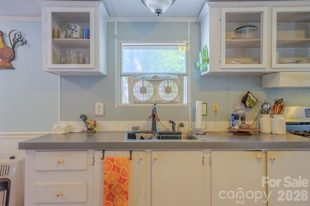97 Misty Ridge Lane, Leicester, NC 28748