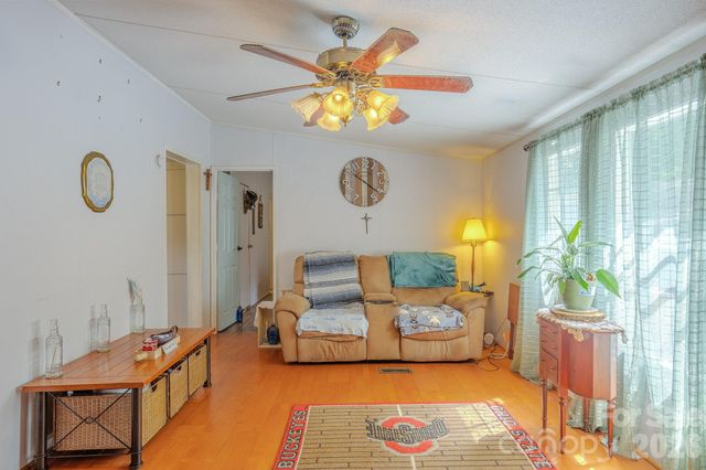 97 Misty Ridge Lane, Leicester, NC 28748