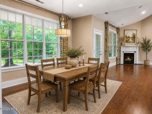 39 Excalibur Point, Hampstead, NC 28443