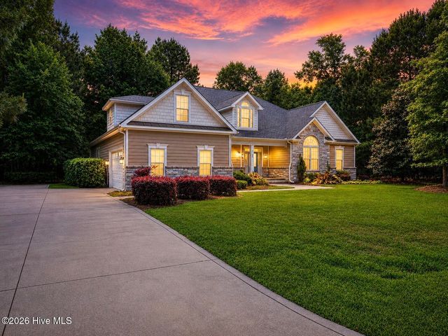 39 Excalibur Point, Hampstead, NC 28443