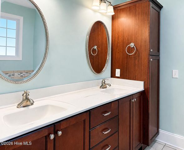 39 Excalibur Point, Hampstead, NC 28443