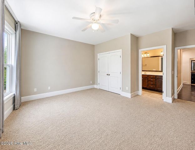 39 Excalibur Point, Hampstead, NC 28443