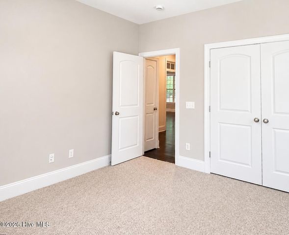 39 Excalibur Point, Hampstead, NC 28443