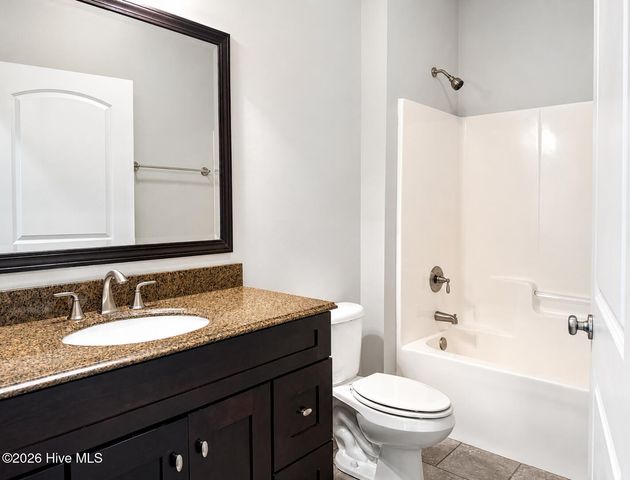 39 Excalibur Point, Hampstead, NC 28443