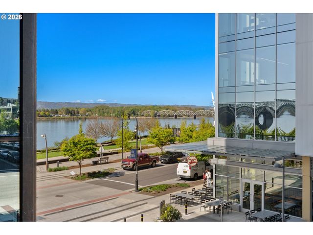 590 WATERFRONT Way 202, Vancouver, WA 98660