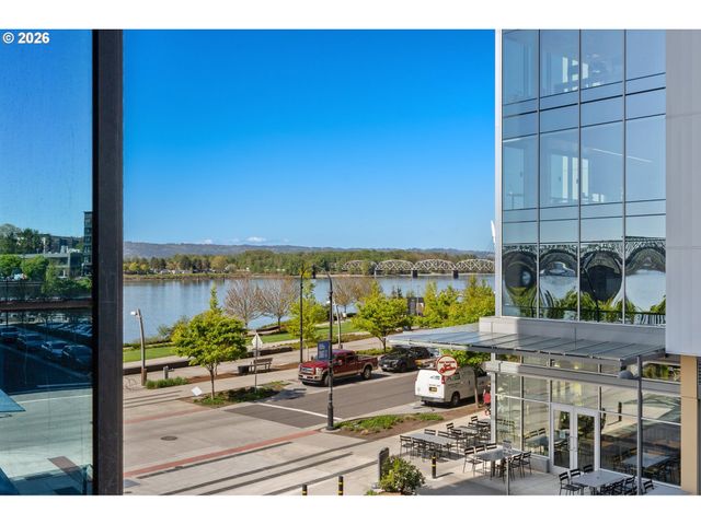 590 WATERFRONT Way 202, Vancouver, WA 98660