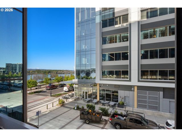 590 WATERFRONT Way 202, Vancouver, WA 98660