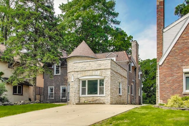 9340 S Vanderpoel Avenue, Chicago, IL 60643