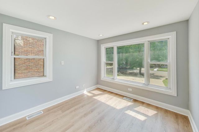 9340 S Vanderpoel Avenue, Chicago, IL 60643