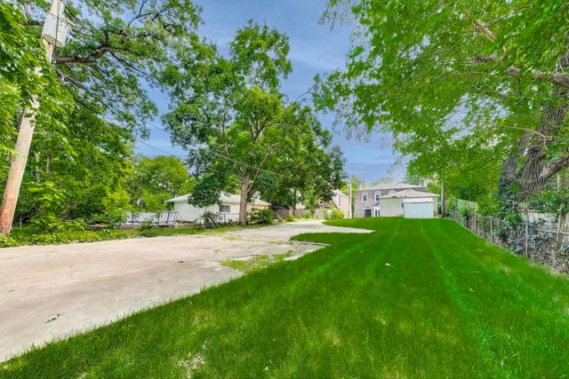 9340 S Vanderpoel Avenue, Chicago, IL 60643