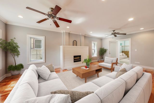 9340 S Vanderpoel Avenue, Chicago, IL 60643