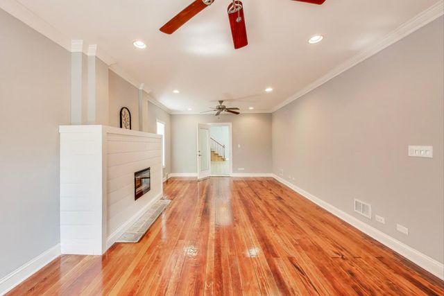 9340 S Vanderpoel Avenue, Chicago, IL 60643