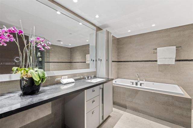 19216 Fisher Island Drive 19216, Miami Beach, FL 33109