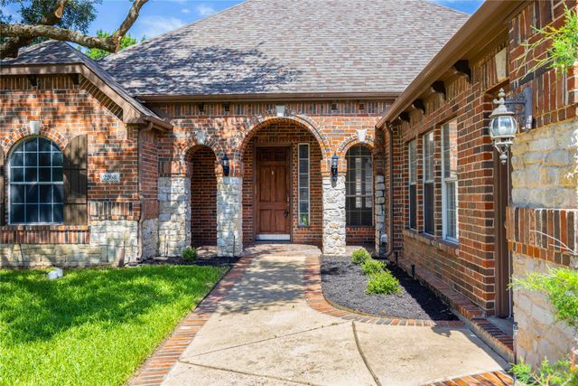 2208 GRAYSON Road, Mckinney, TX 75072