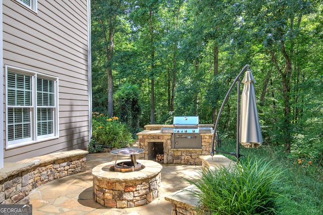 302 Waterfall Court, Canton, GA 30115