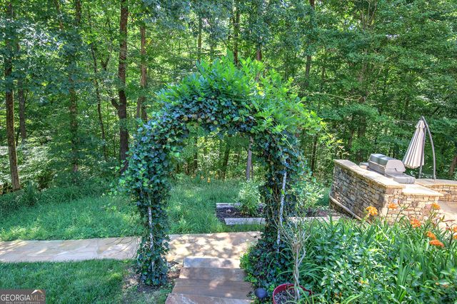 302 Waterfall Court, Canton, GA 30115