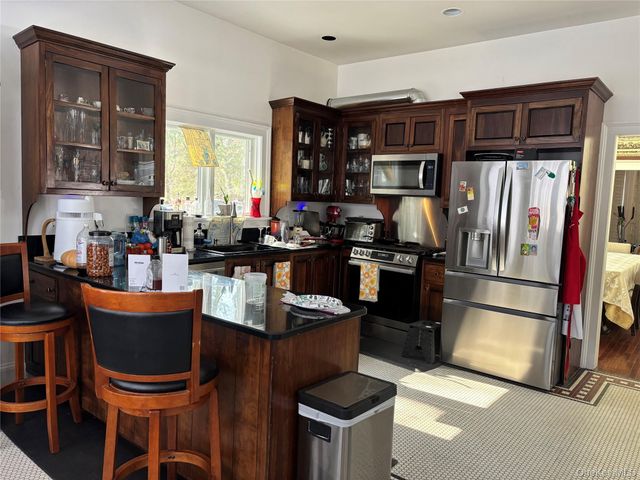 385 Grissom Lane, Southold, NY 11971