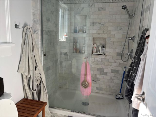 385 Grissom Lane, Southold, NY 11971