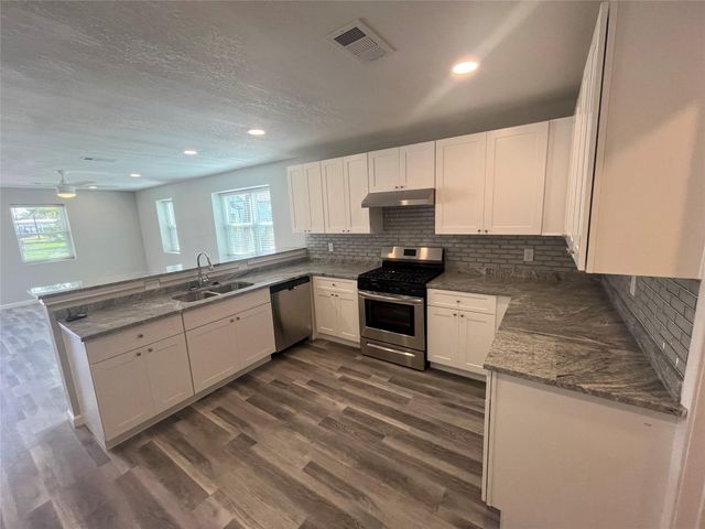 316 A Donaldson Street, La Porte, TX 77571