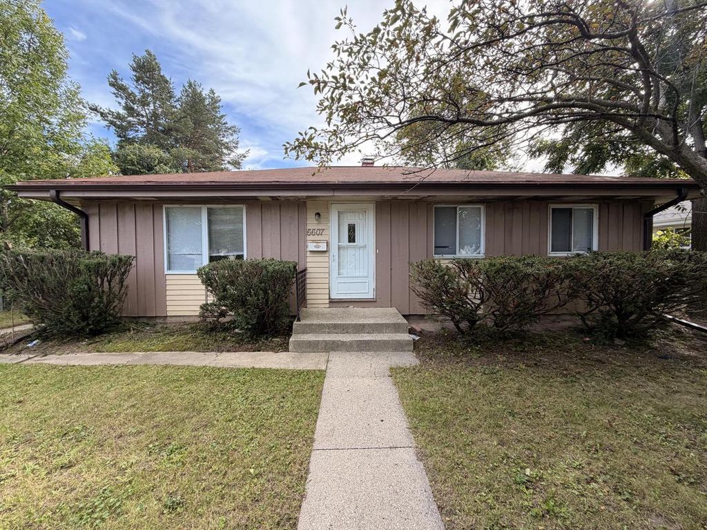 6607 W Brentwood AVENUE, Milwaukee, WI 53223