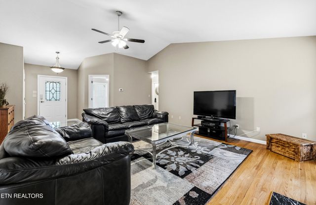 720 Whippoorwill Circle, Seymour, TN 37865