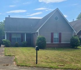 2547 REESE LAKE CIR, Memphis, TN 38133