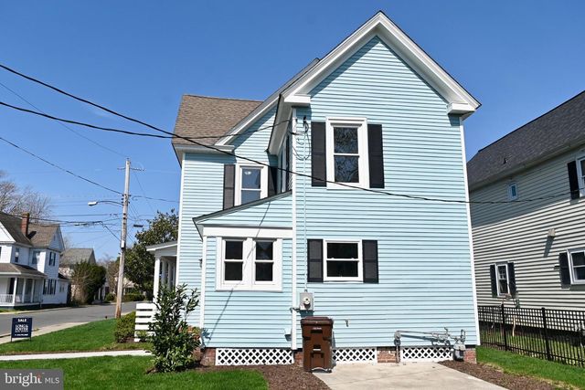 10 W END AVE, Cambridge, MD 21613