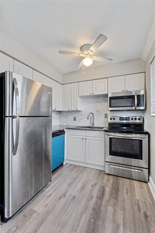 2130 NE 42nd Court 4, Lighthouse Point, FL 33064