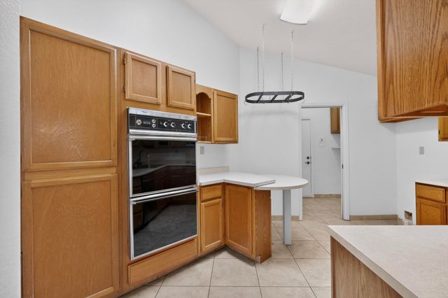 1638 Betts Court NE, Albuquerque, NM 87112