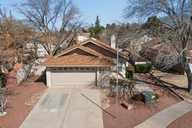 1638 Betts Court NE, Albuquerque, NM 87112