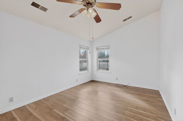 1638 Betts Court NE, Albuquerque, NM 87112