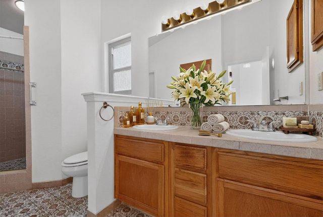 1638 Betts Court NE, Albuquerque, NM 87112