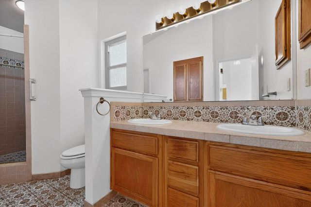 1638 Betts Court NE, Albuquerque, NM 87112