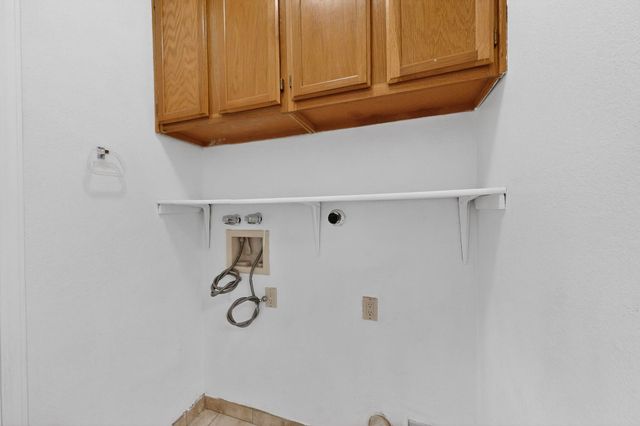 1638 Betts Court NE, Albuquerque, NM 87112